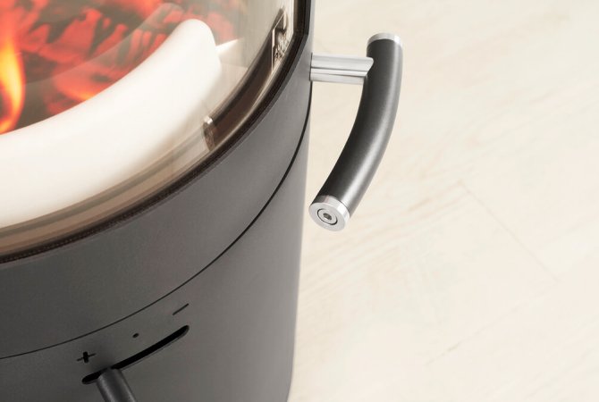 Tower Xtra stove detail view door handle and air regulator