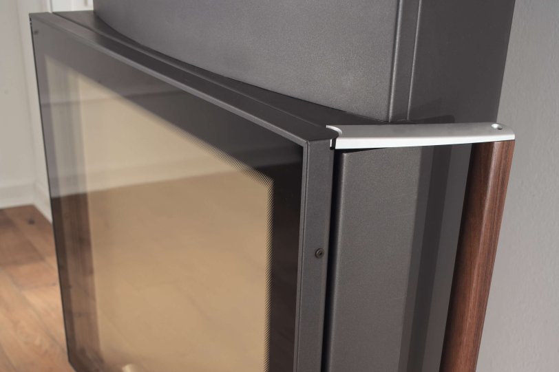 Lounge Xtra stove detail view door handle
