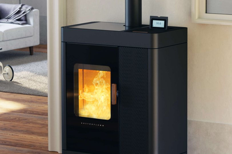 Scotty Duo hybrid stove ambiance photo with steel cladding