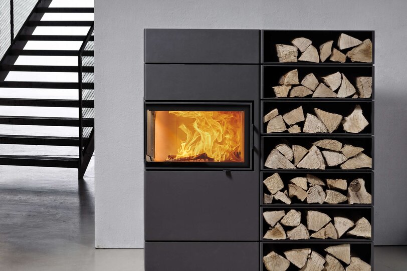 Dexter 2.0 Ofen Ansicht mit Treppe und Holz